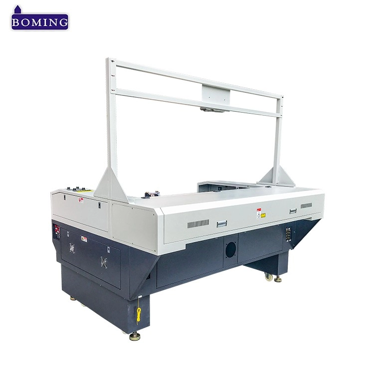 4 head co2 laser cutter machine with projector