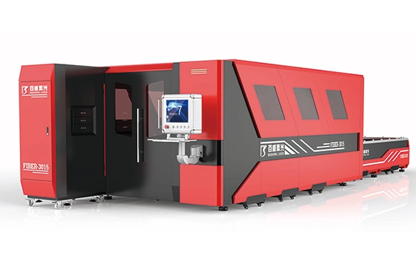 China 2200w Raycus Fiber Laser Cutting Machine with Pallet Changer and Cover