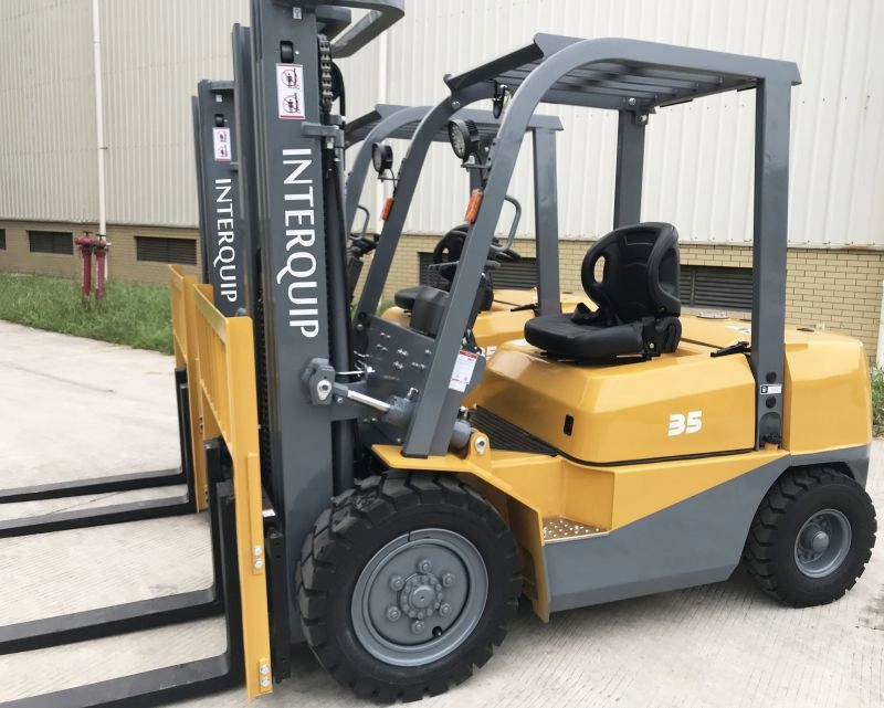 Hydraulic 3.5 Ton Forklift with Optional Attachment