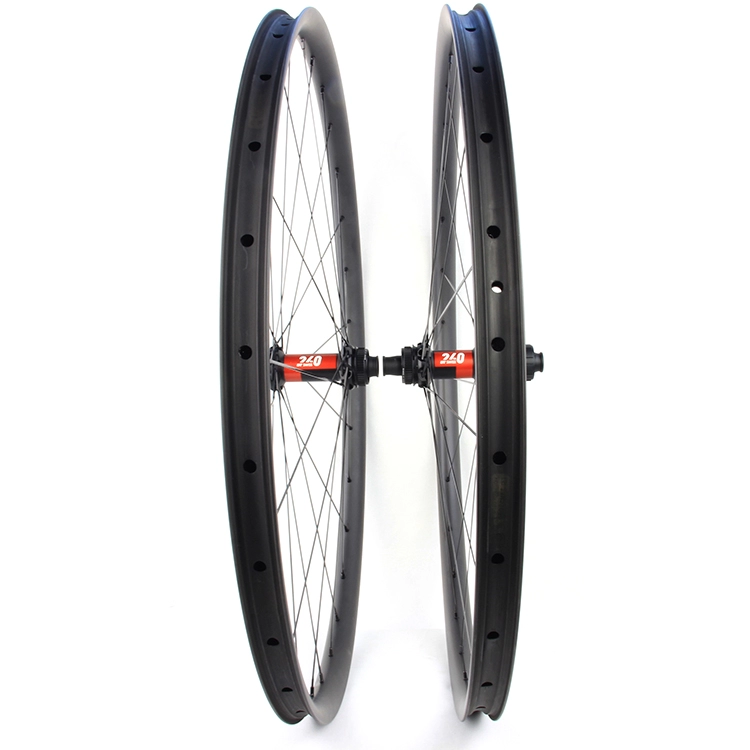 Lightcarbon Mountain Bike Carbon Wheels With DT240S MTB Hubs