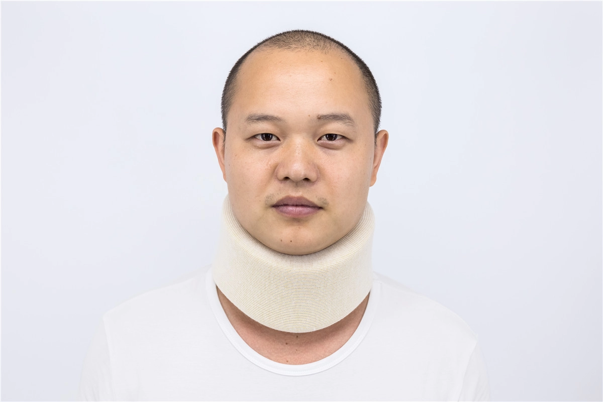 Soft foam Cervical Collar neck braces  for adult or kids customized color/size/logo/package