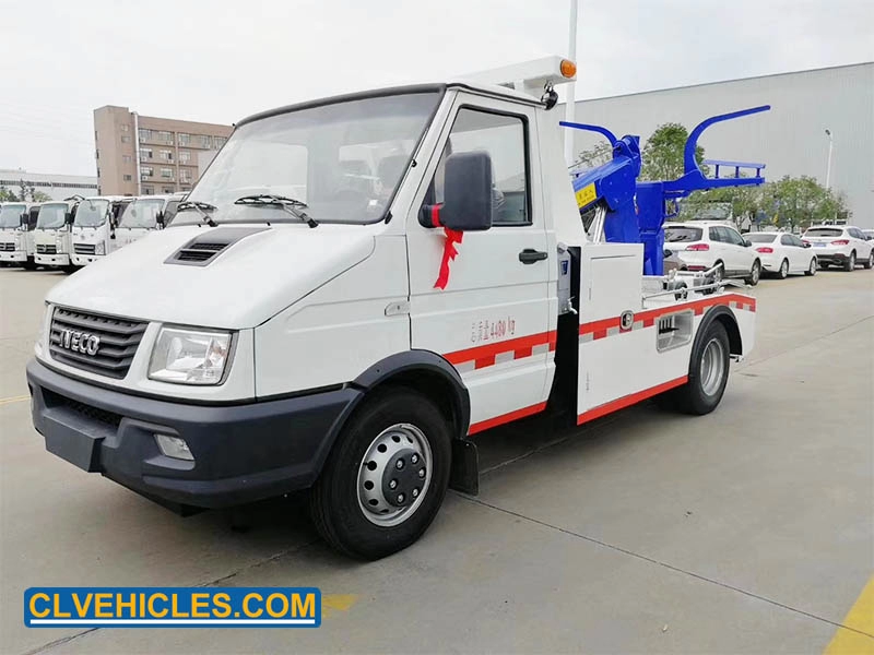 3 ton IVECO integrated line wrecker truck