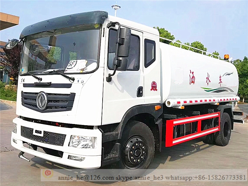 4,000 Gallons Water Sprinkler Truck DongFeng