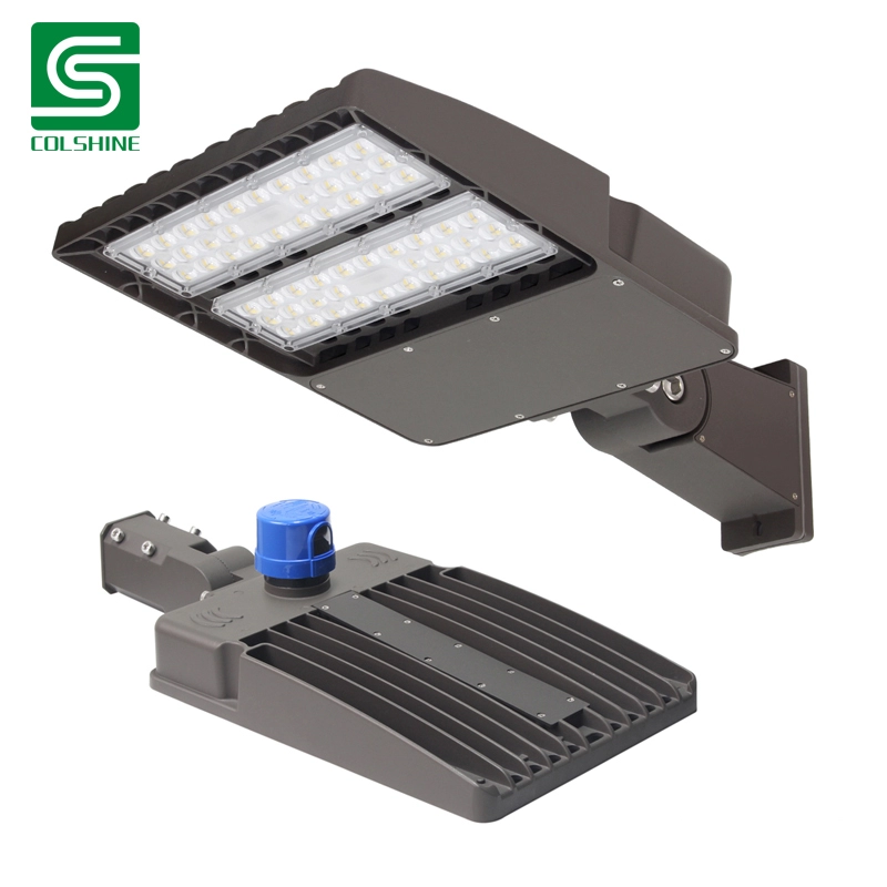120-277V LED Parking Lot Shoebox Area Light with Slipfitter Mount Type 3 Distribution 5000K