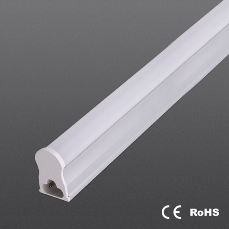 LED T5 tubes fixture integrated with Aluminum base