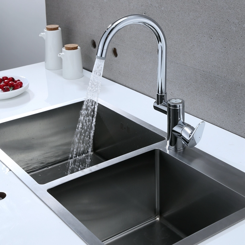 Spray and stream Kitchen Faucet with Watch