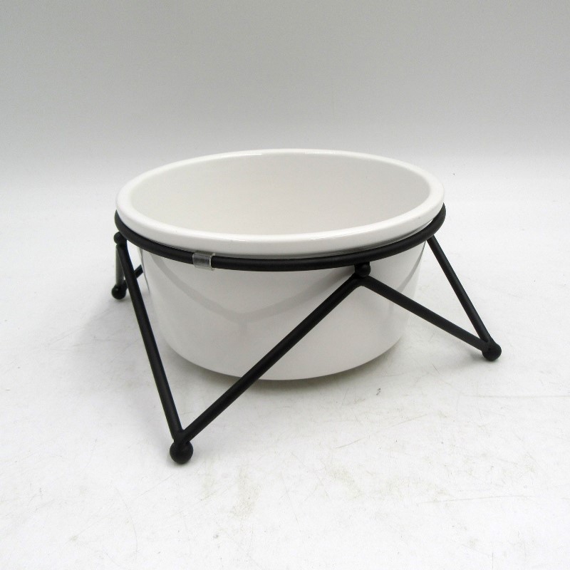 Ceramic pet bowl with metal holder