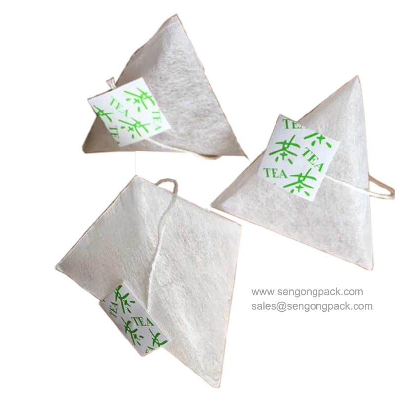 C20 triangle machine makes pyramid tea bags