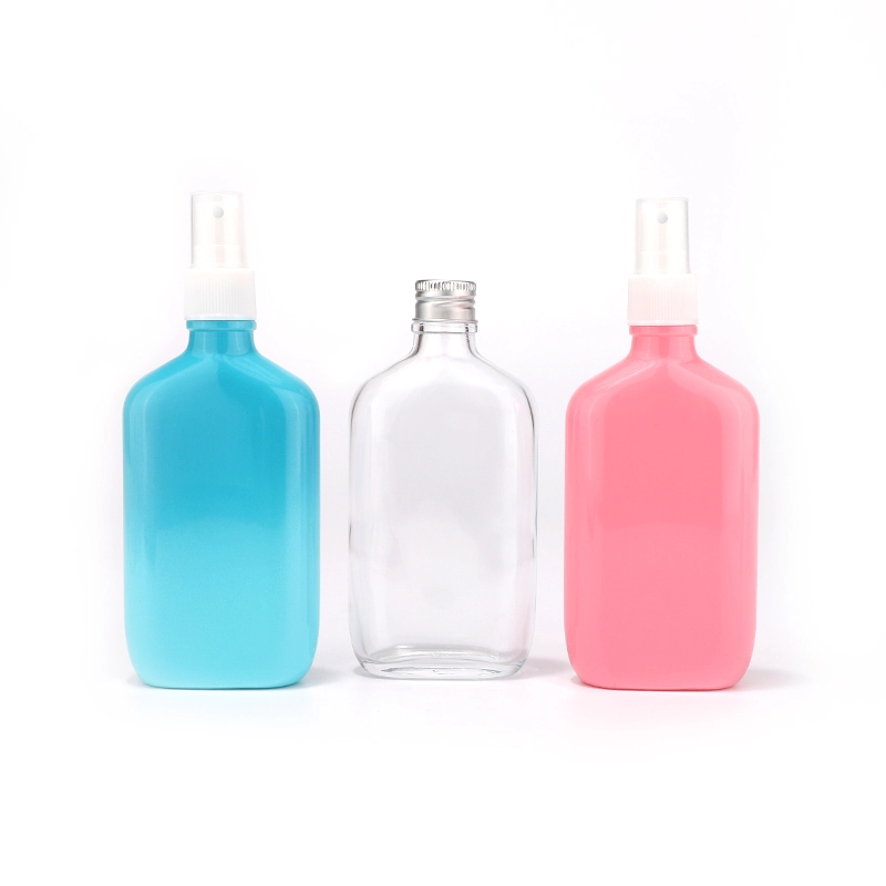 New design custom color glass bottle with spray pump for cosmetic