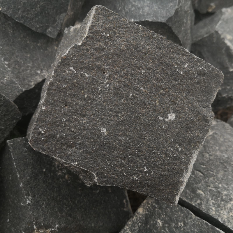 Black Basalt-ZP Natural Split Cubes