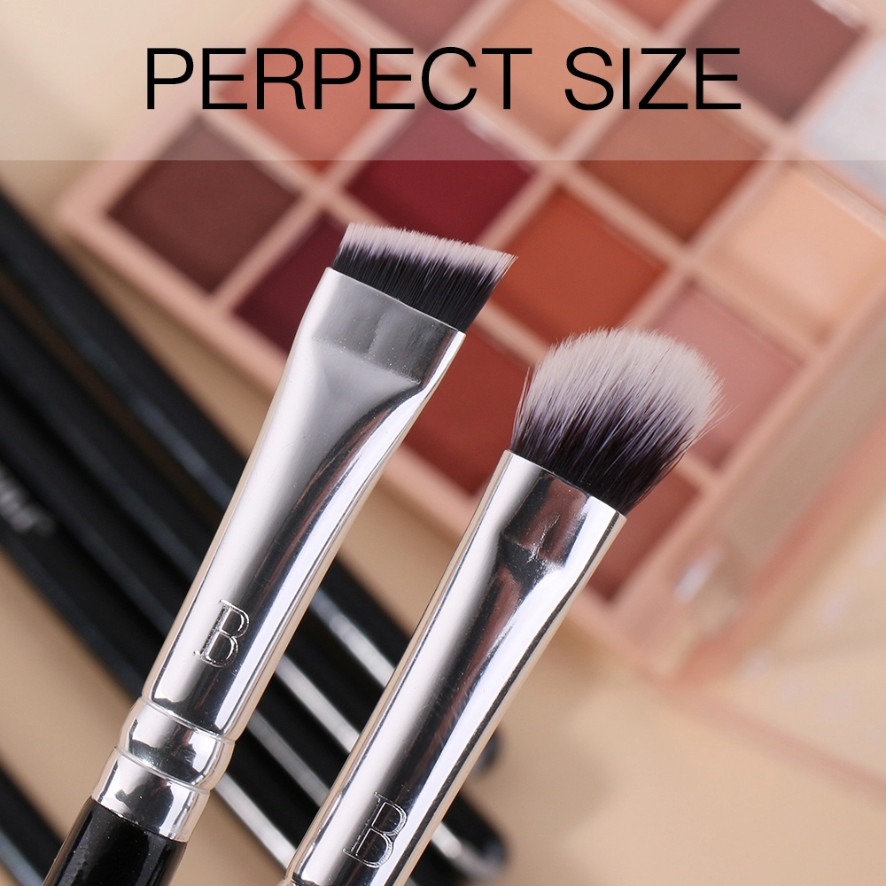 Black 8pcs makeup brush set with sopnge and Scrubbing pad