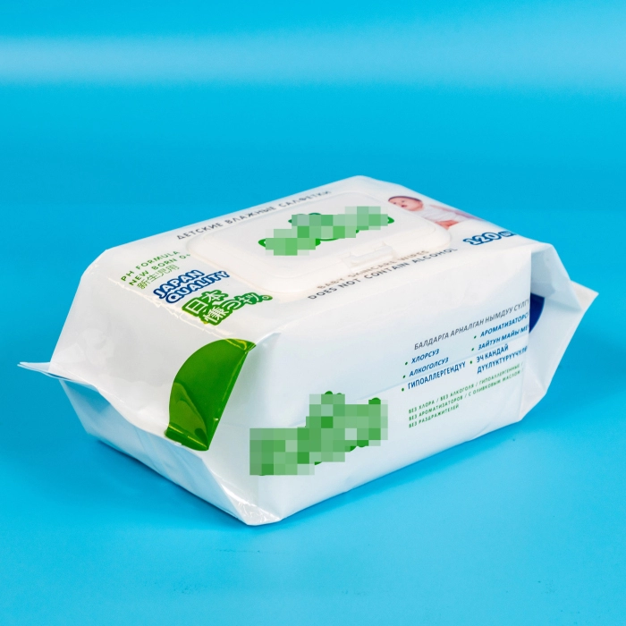 Disposable cleaning fabric wet wipes
