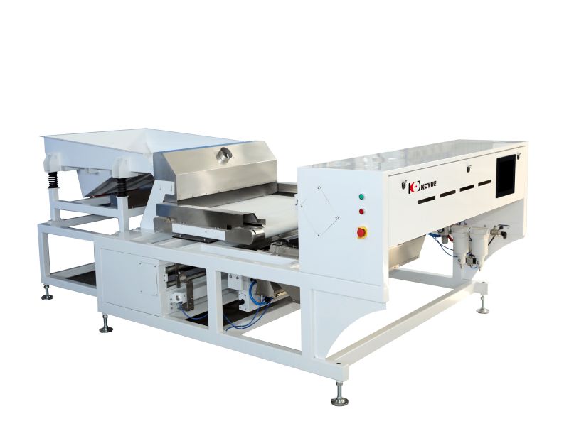 Highly productive and practical color sorter