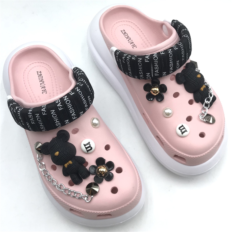 Thick Sole Heavy Webbing Croos Clogs with Bear Ornamentation