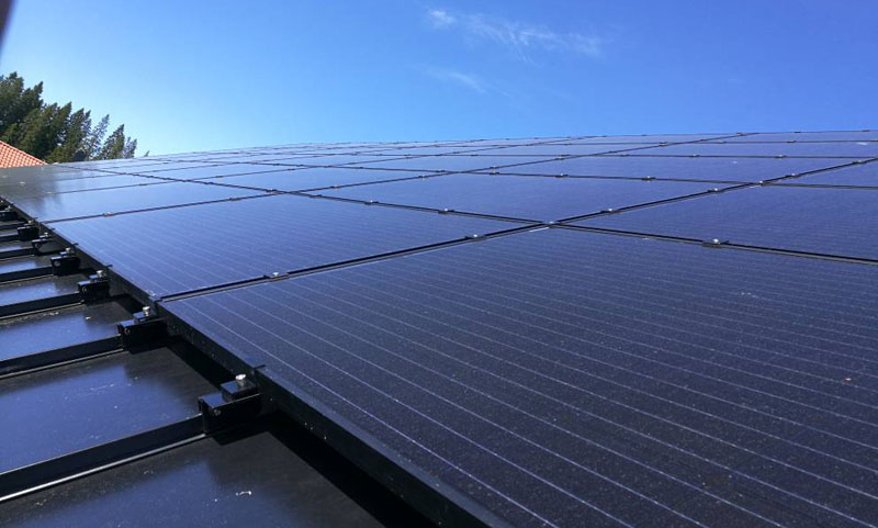 Solar Mounting Systems for Metal Roof