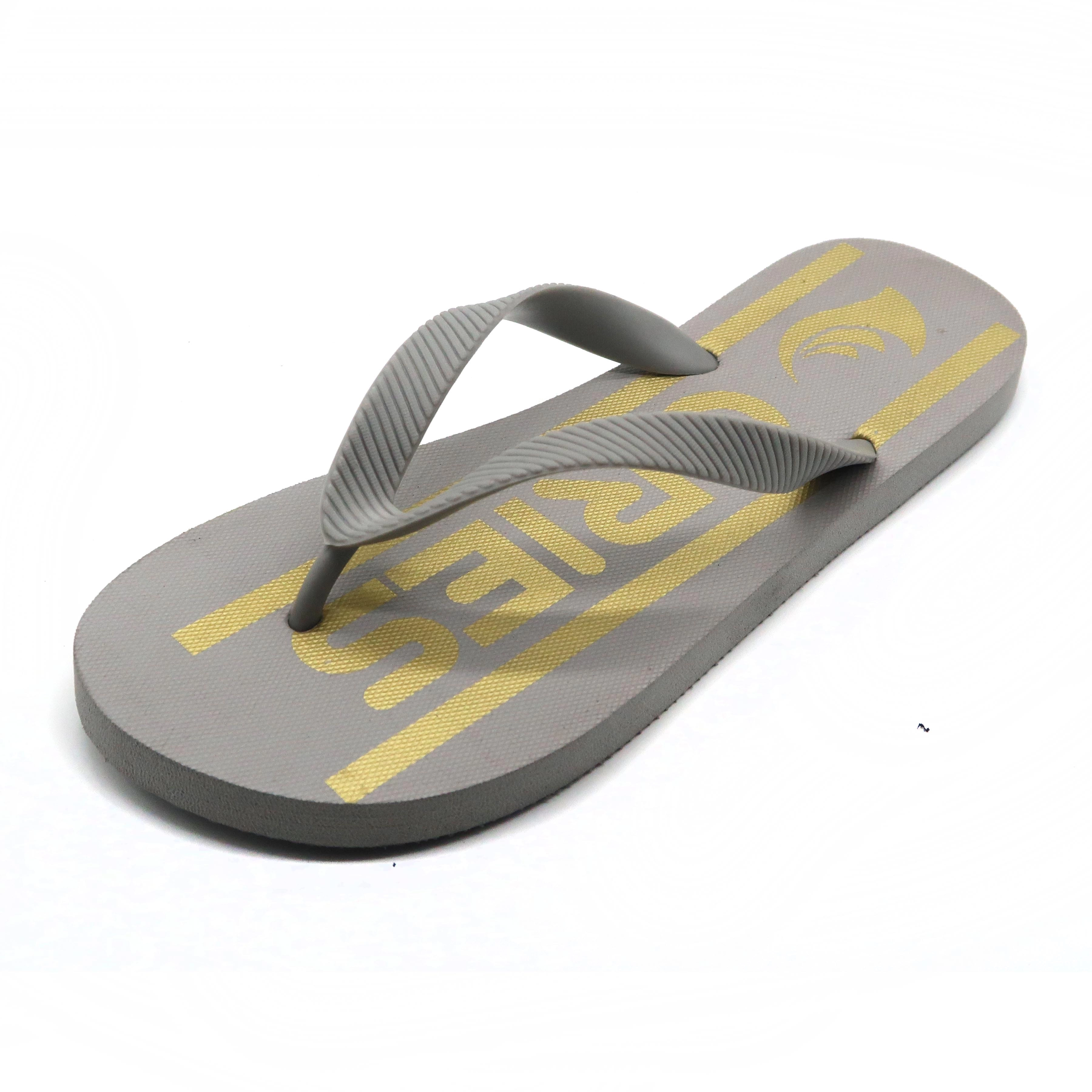 Customized Logo And Size Comfortable Beach Slippers Cheap Wholesale PE Flip Flops For Men