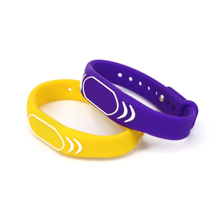 Adjustable ISO 14443A RFID Silicone Wristband With NFC Chip