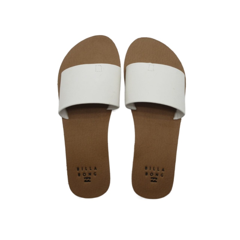 open toe flat sandal 