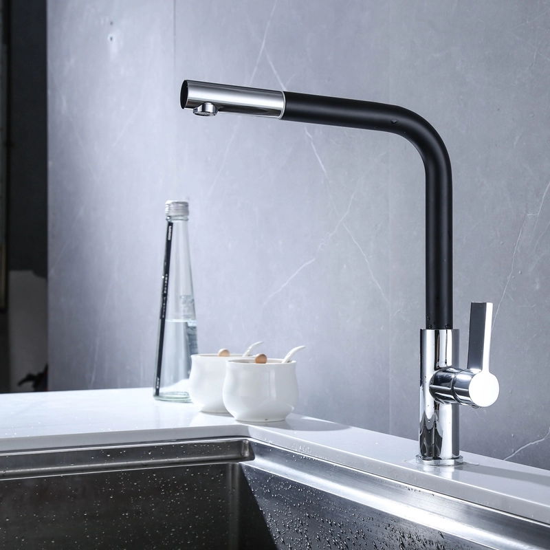 Pull-out Kitchen Faucet with Single Handle