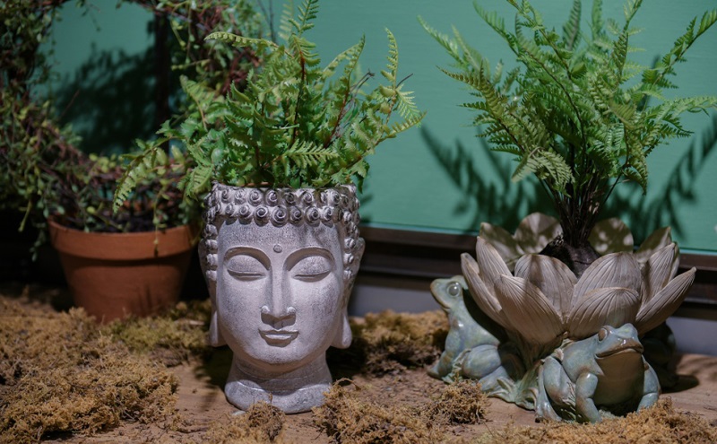 resin Buddha head statue planter