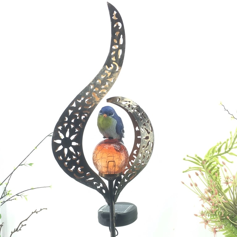 Metal Solar Landscape Lights Crackle Glass Ball with Bird for Garden