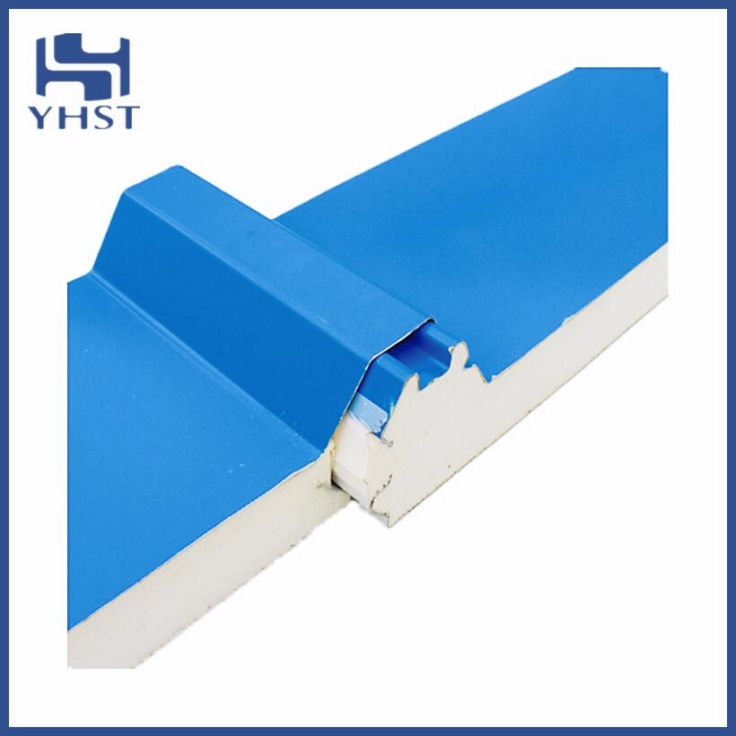 Polyurethane sandwich panels for roof system