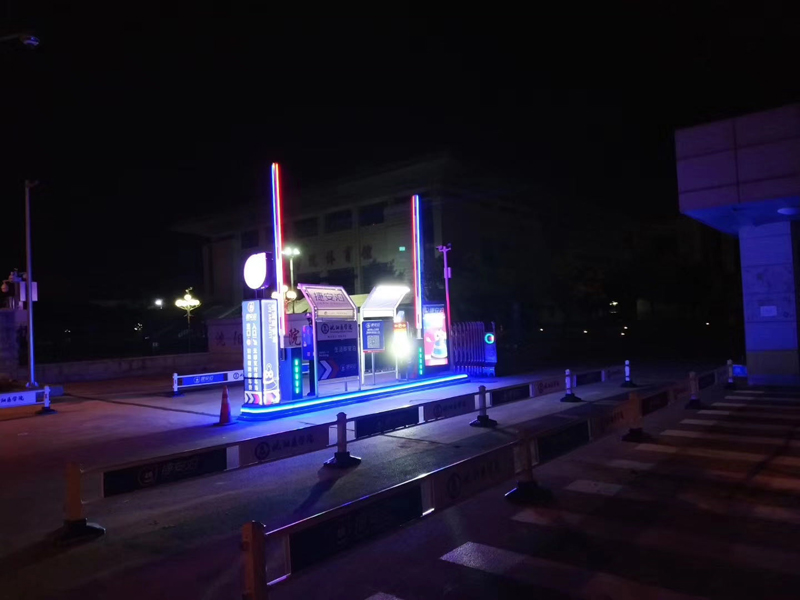 LED boom automatic barrier