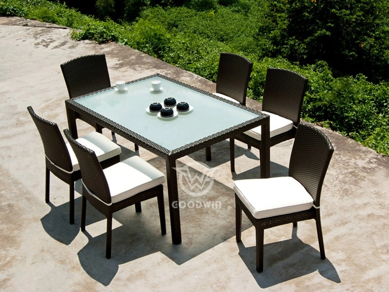Aluminum Frame Woven Synthetic Rattan Dining Set