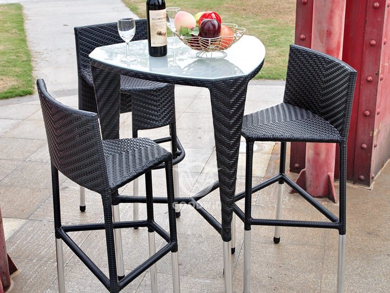 Synthetic Rattan Bar Stool Set With Triangle Table