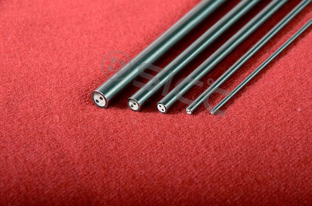 Mineral insulated heating cable