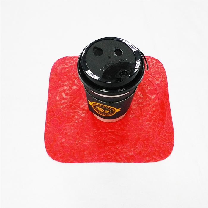 Nonwoven coffee cup carrier