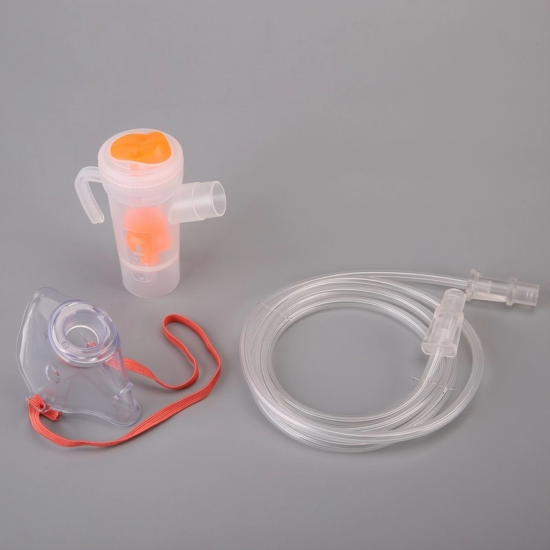 Nebulizer cup for aerosol therapy adjustable