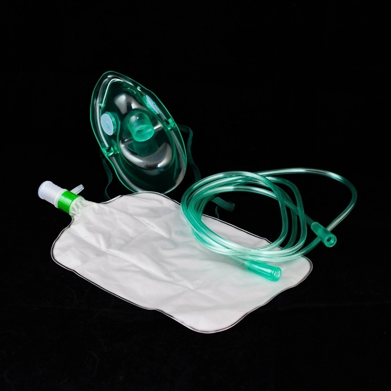 Non-rebreathing oxygen therapy mask