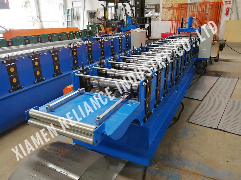 Highway Metal Noise Barrier Roll Forming Machine