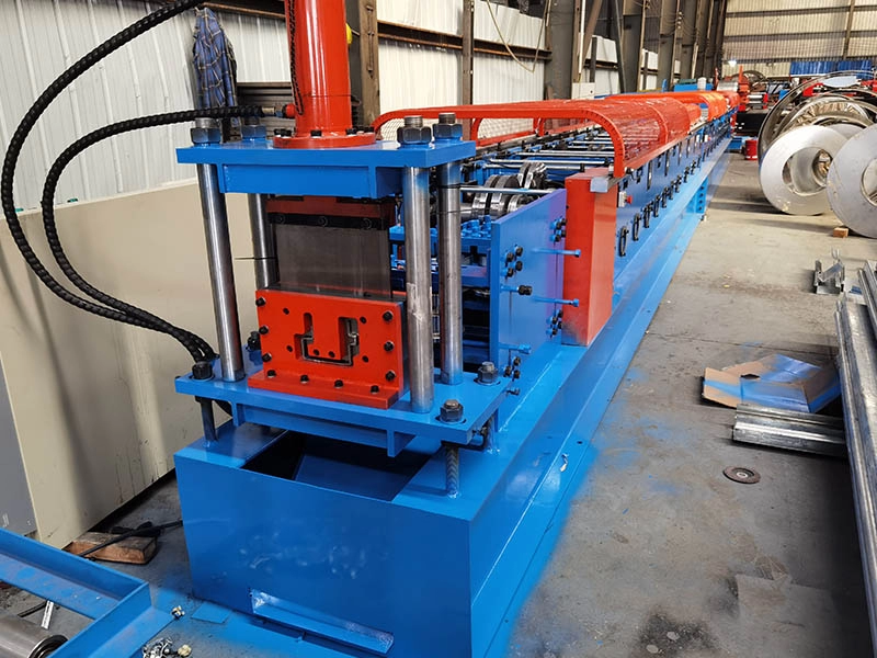 Top Beam Roll Forming Machine