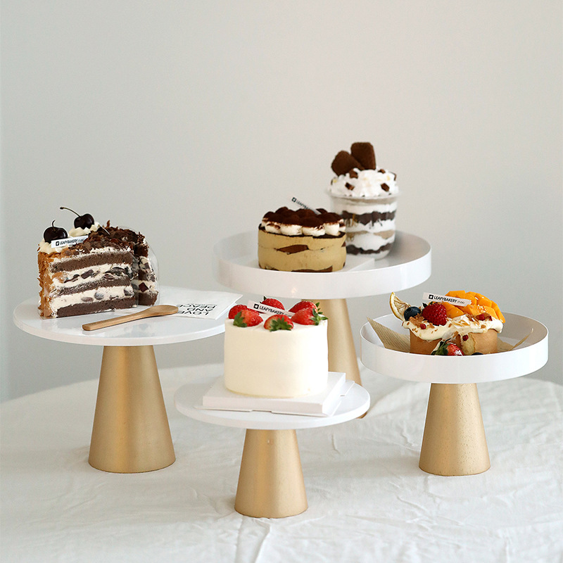 cake stand with marble plate