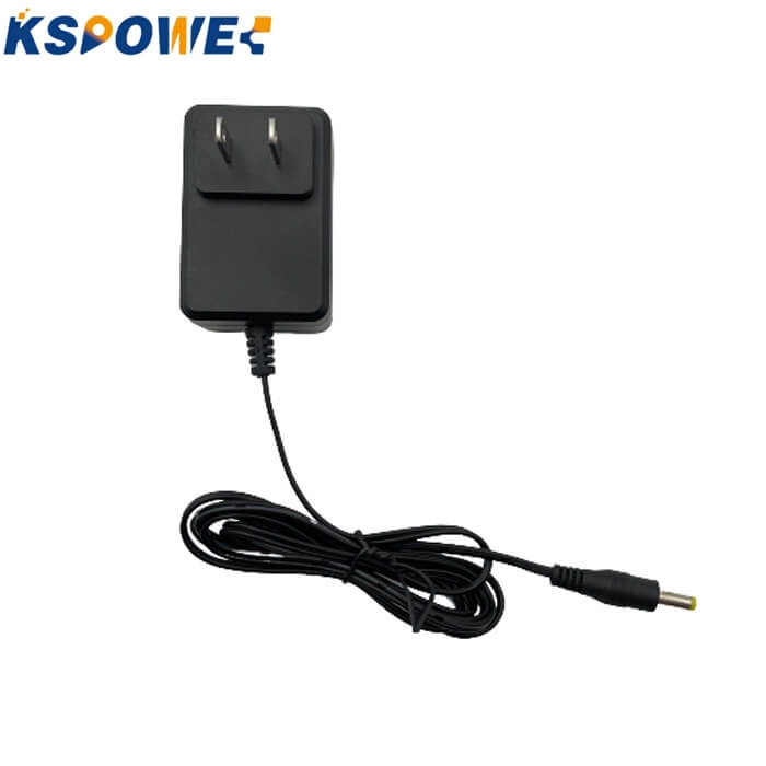 Best Buy 15 Volt 1000mA LED Power Adapter
