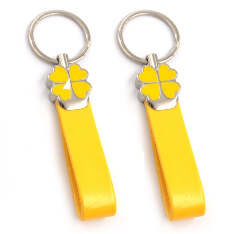 Custom yellow clover leather keychain supplier