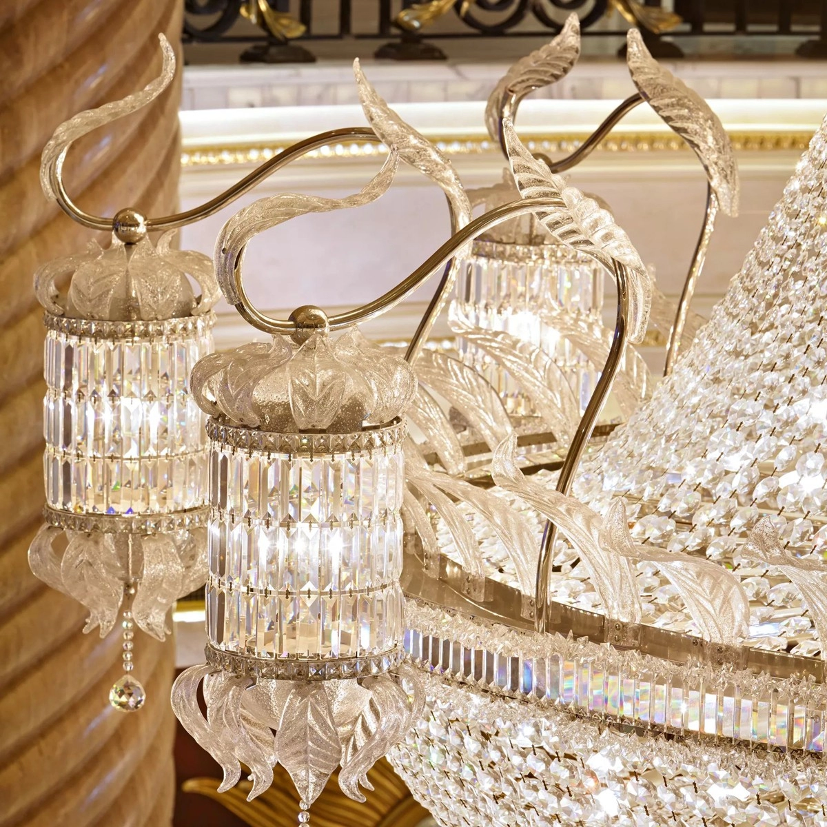 Giant eimpre crystal chandelier with glass leaves