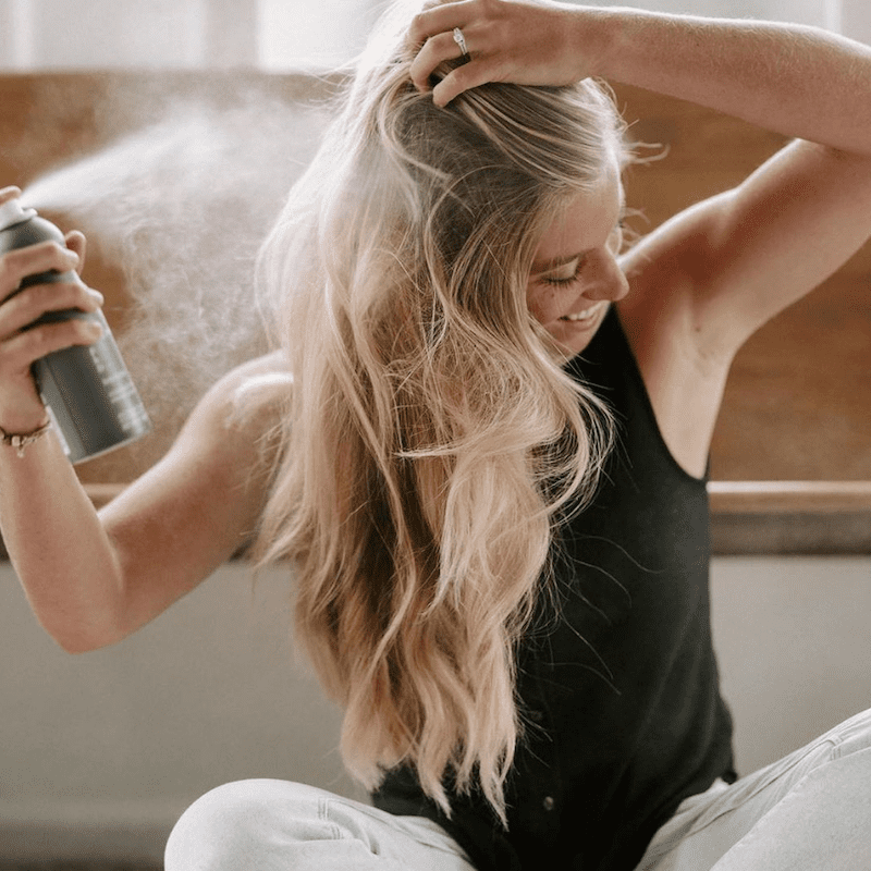 hair spray usage aerosol can