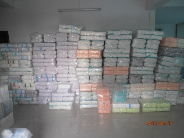 China Factory Price Baby Diapers Stocklots Wholesale
