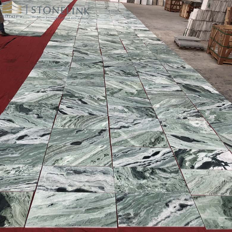Raggio Verde natural marble tile