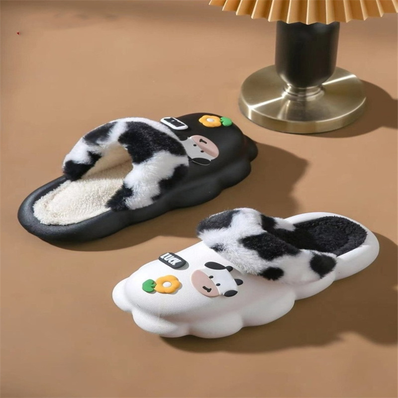 Cute Calf Pattern Men's And Women's Indoor And Outdoor Cotton Slippers