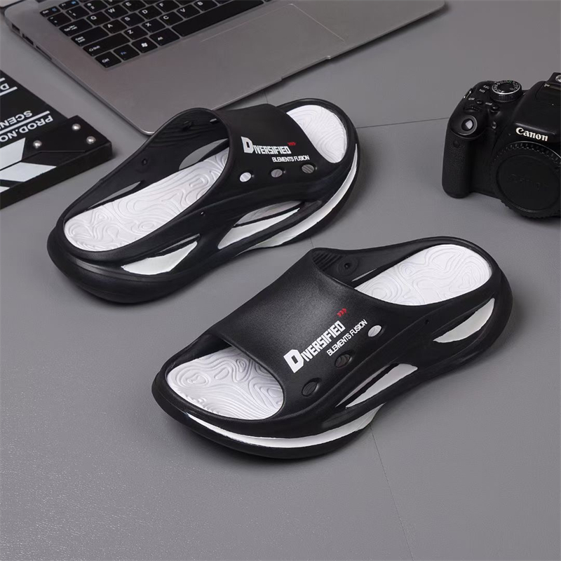 Men Two-Tone Foot Soft Fashion Non-Slip Slides-on Slipper